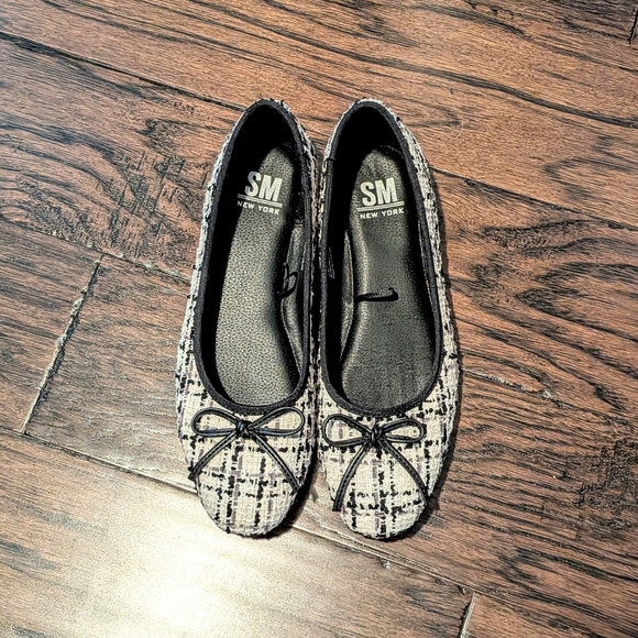 SM New York Women's Tweed Black and Cream Ballet Flats - Picture 3 of 7